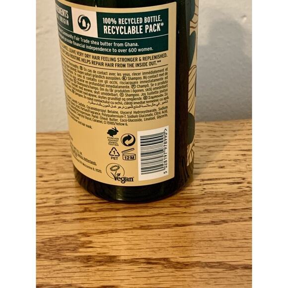 The Body Shop Shea Prone to Breakage, Intense Repair Vegan Shampoo 250ml 8.4 Ful - Picture 3 of 3